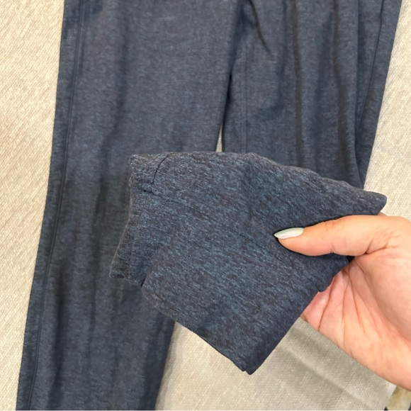 Lululemon Ready to Rulu Women’s Joggers In Heathered Navy like new - Picture 7 of 9
